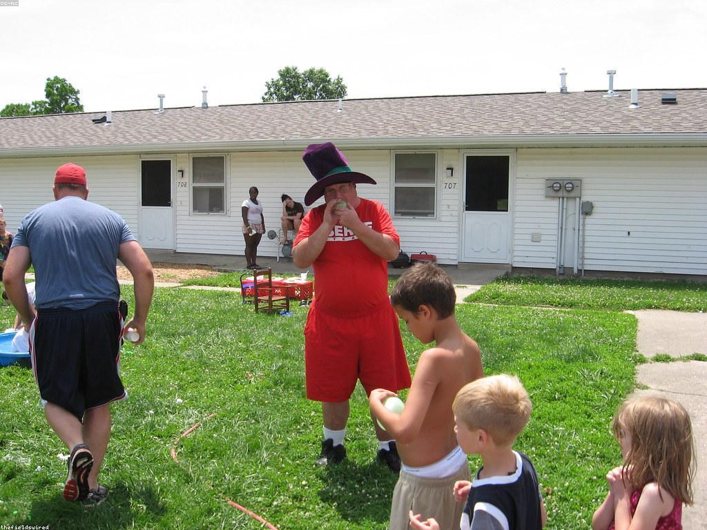 ការផ្តល់អំណោយដល់សង្គម: ការសម្រេចចិត្តក្នុងការប្រែប្រួលជីវិត